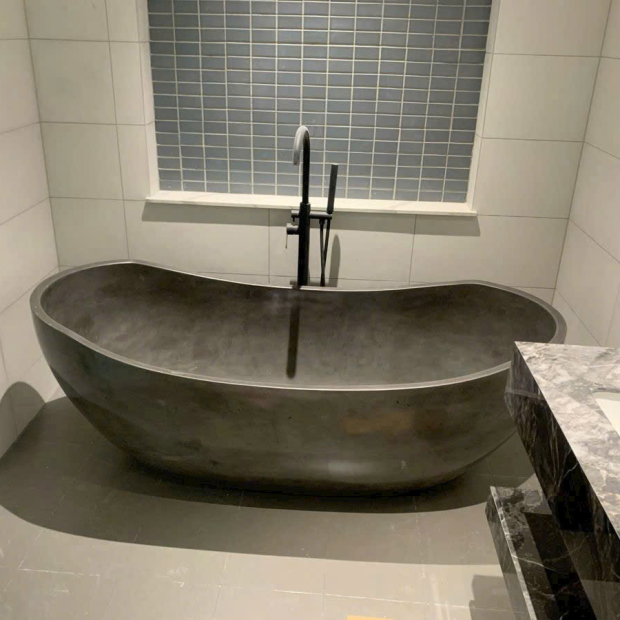 Bồn Tắm Nằm Đá Mài Terrazzo Tại Thành Phố Hồ Chí Minh