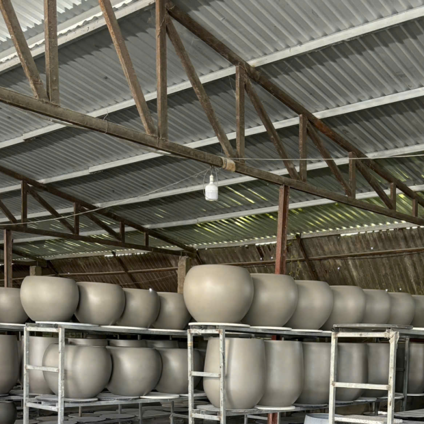 Chậu Composite Trái Banh Lớn – Báo Giá Tại Xưởng 2026