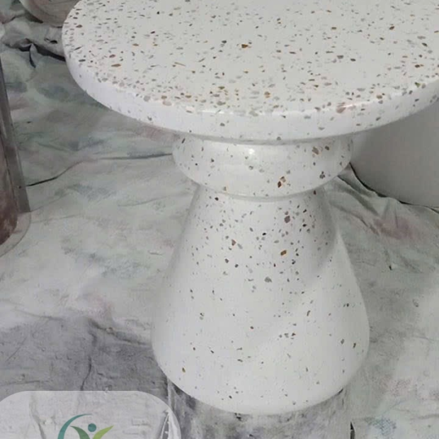 Đôn bàn terrazzo hình quân cờ