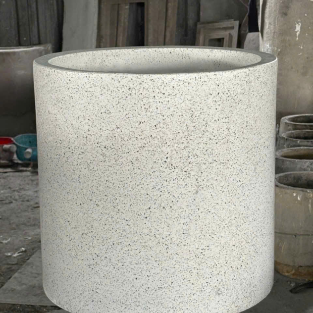 Bán Chậu Xi Măng Hình Tròn Trồng Cây TP.HCM