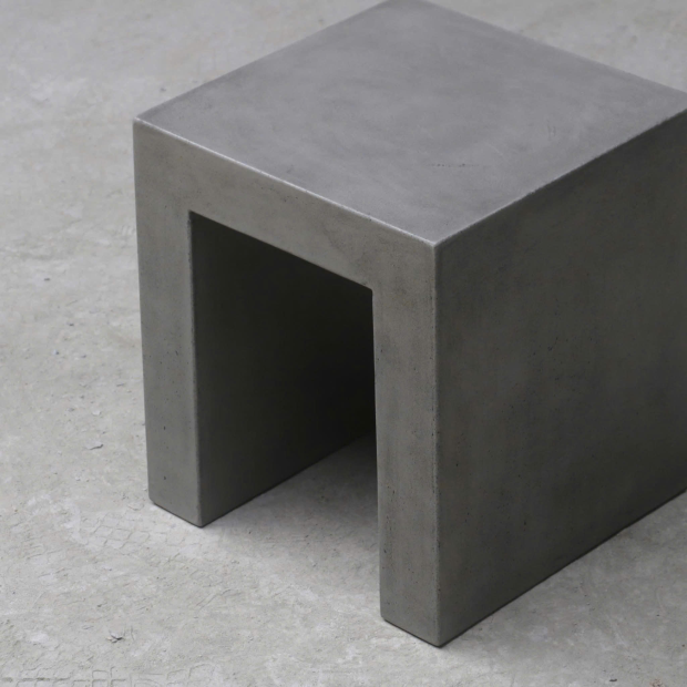 Đôn bê tông đá mài hình chữ U