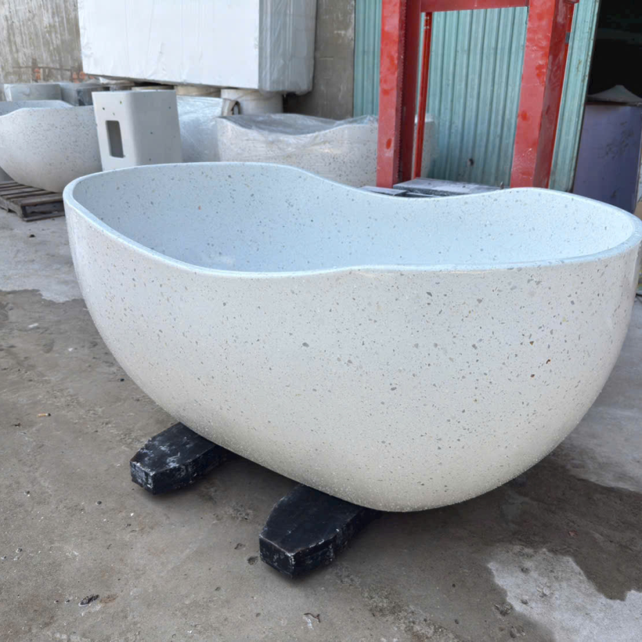 Bồn Tắm Nằm Đá Mài Terrazzo Tại Thành Phố Hồ Chí Minh