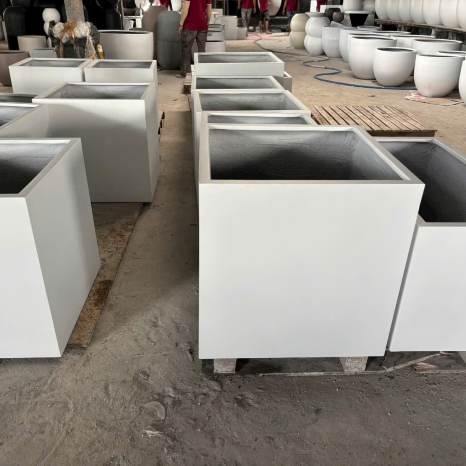 Chậu Composite Vuông Size Lớn | Báo Giá Chậu Composite Vuông TP.HCM