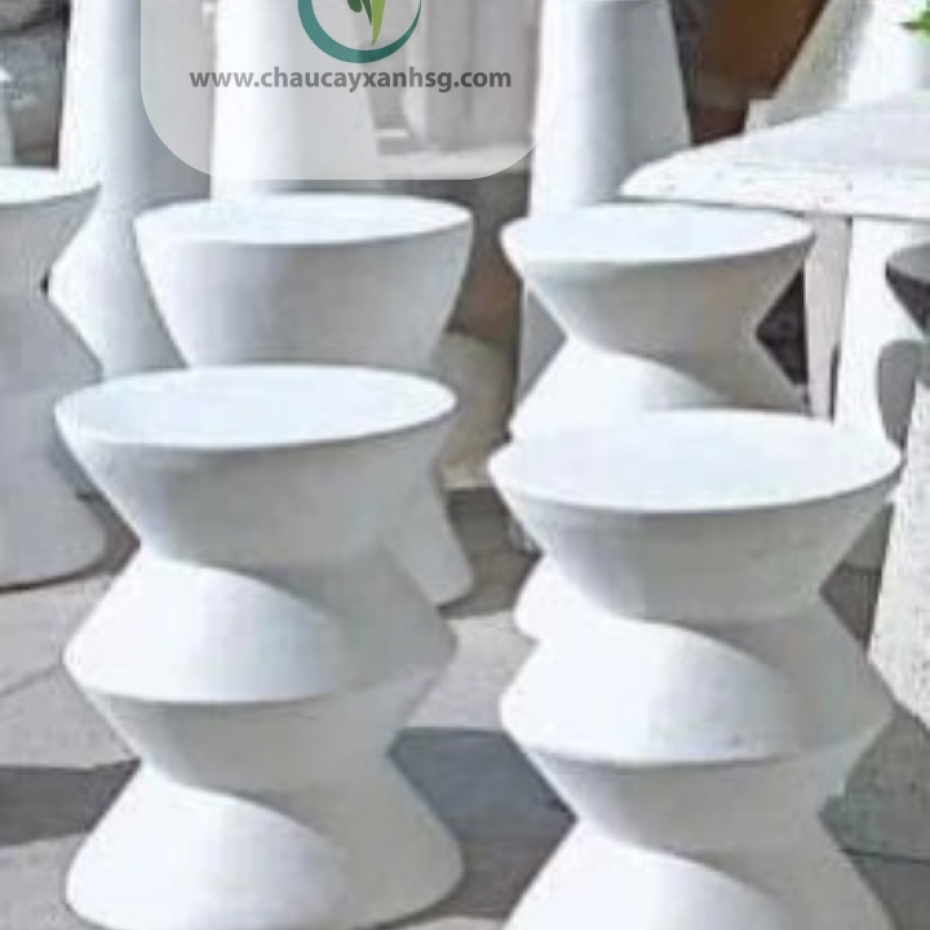 Đôn xi măng hình ba đốt