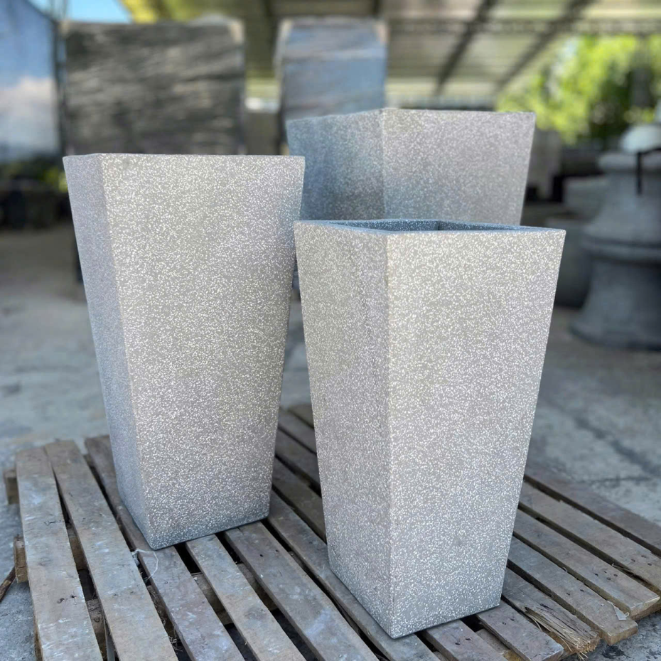 Bán Chậu Xi Măng Hình Thang Trồng Cây TP.HCM