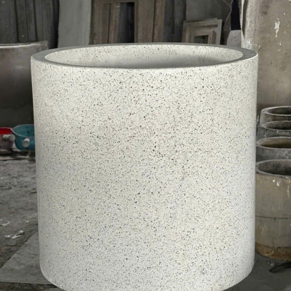 Bán Chậu Xi Măng Hình Tròn Trồng Cây TP.HCM