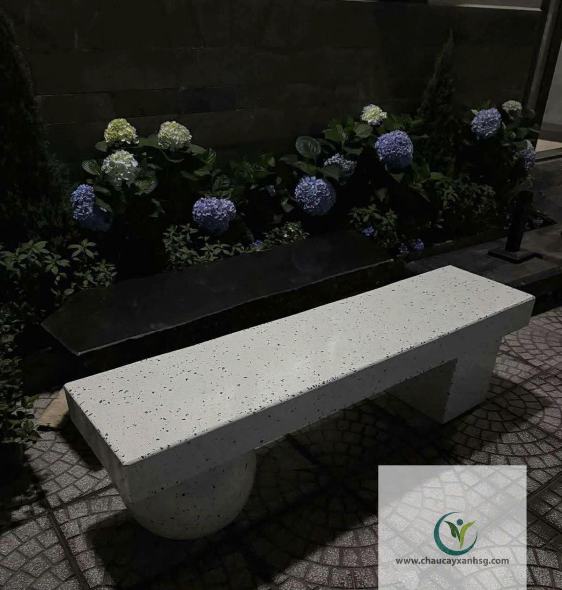 Ghế Đá Mài Terrazzo Ngoài Trời Có Bền Không?