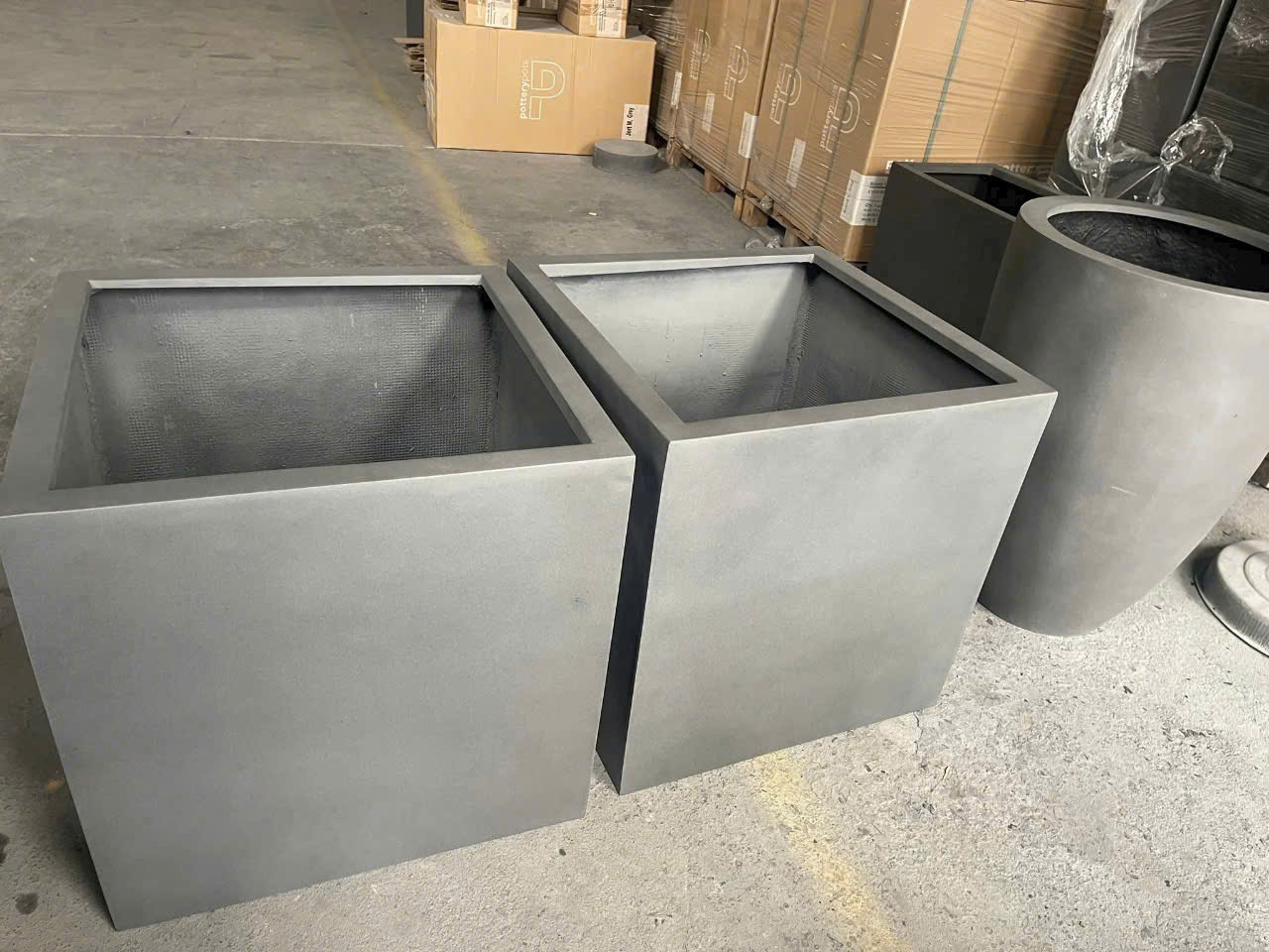 Chậu Composite Vuông Xám
