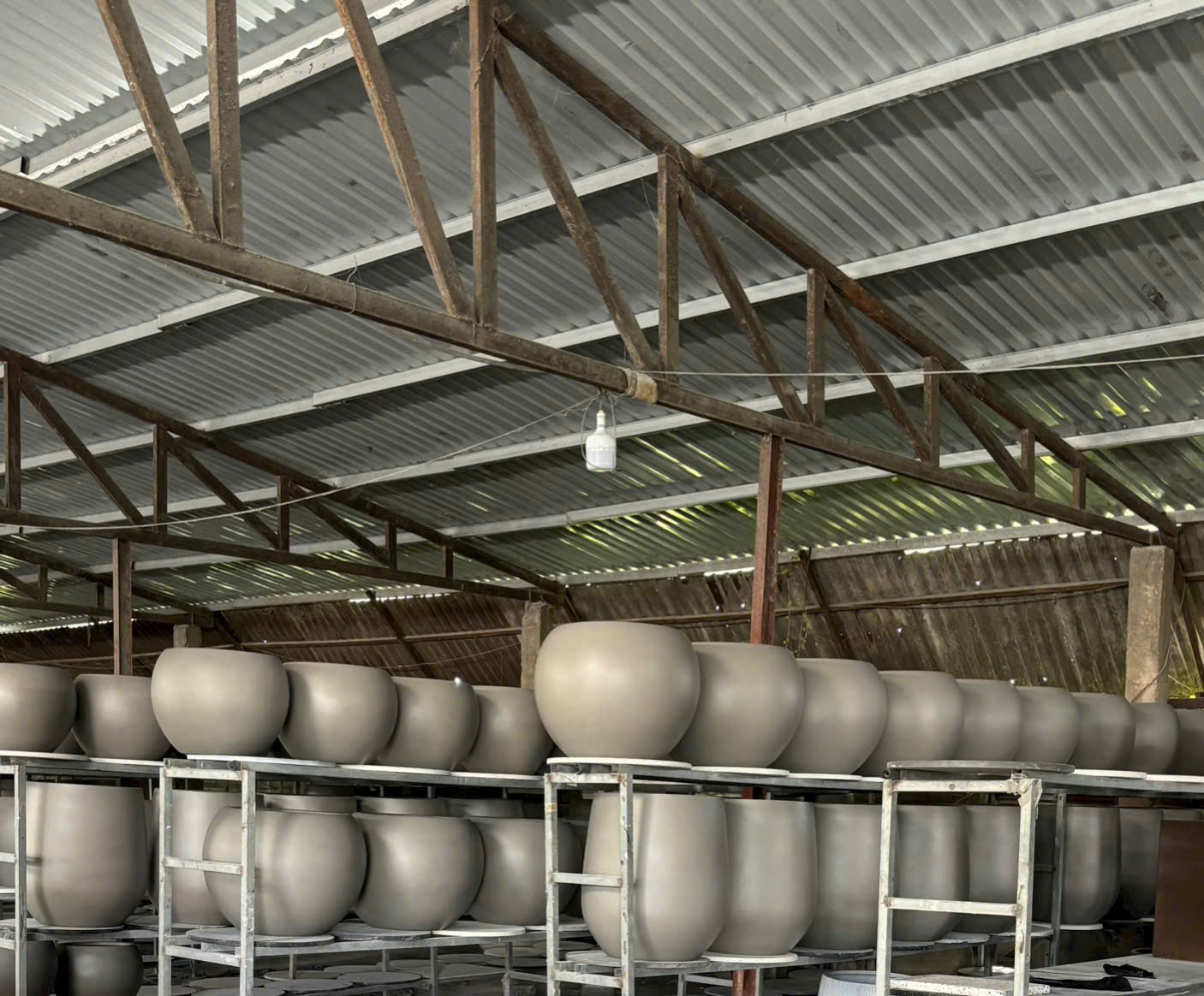 Chậu composite trái banh lớn giá xưởng