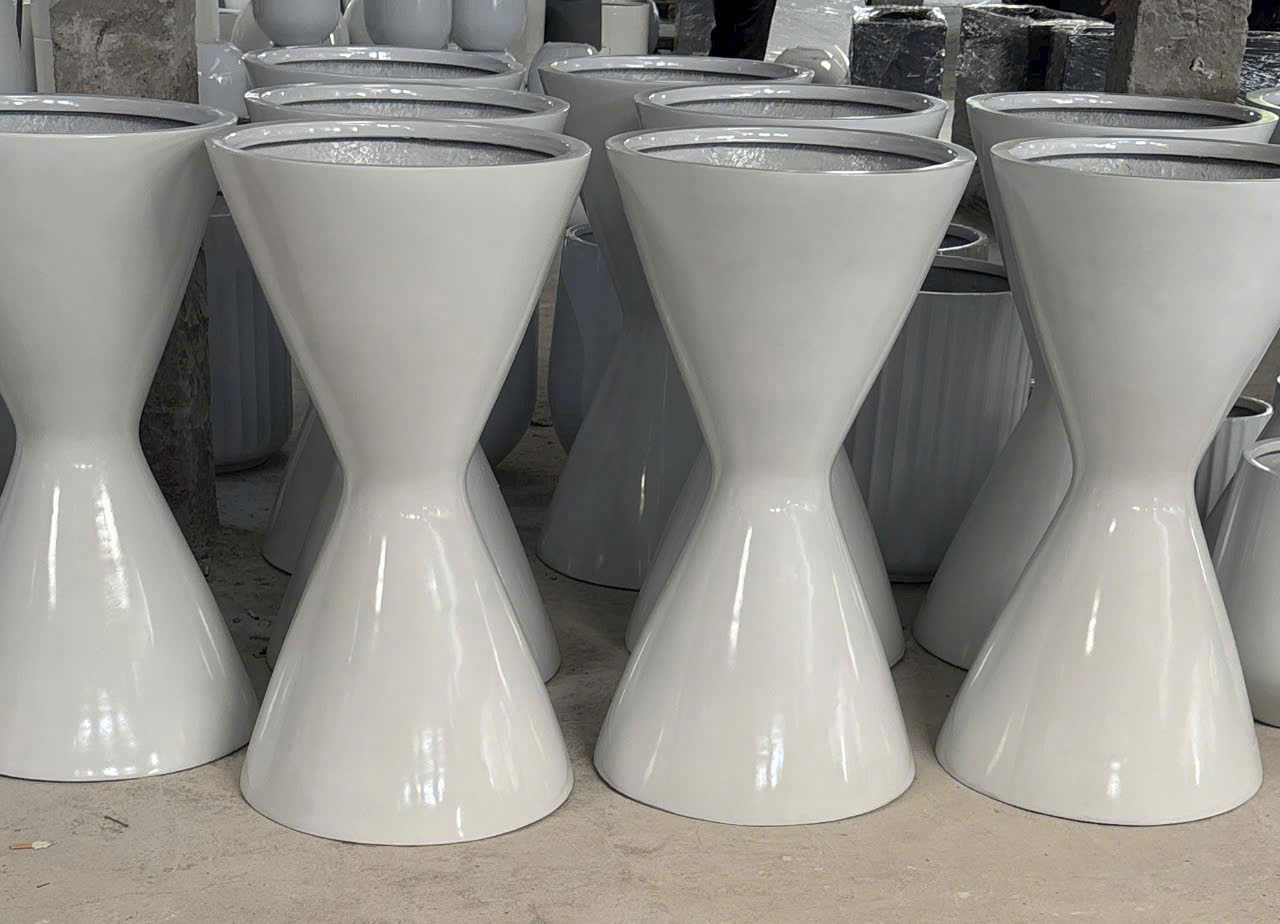 Giá Chậu Composite Hà Nội bền, đẹp