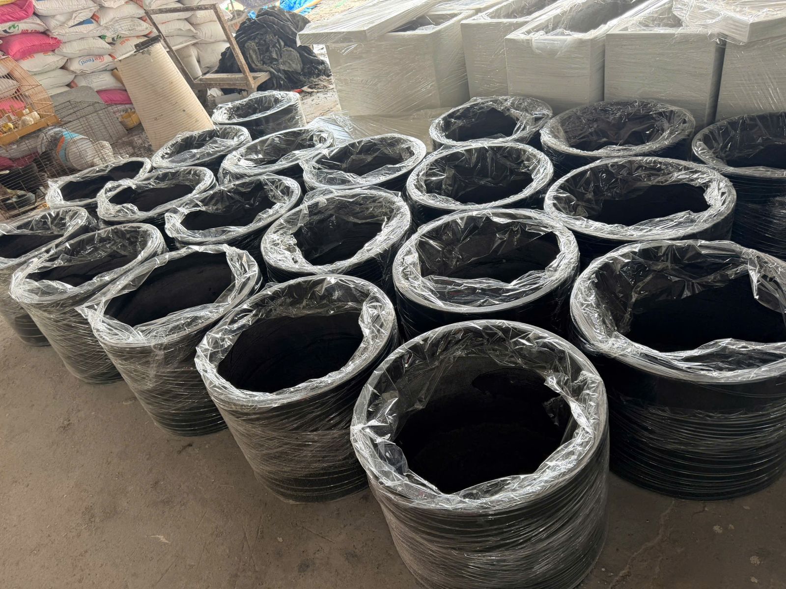 chậu xi măng đá mài