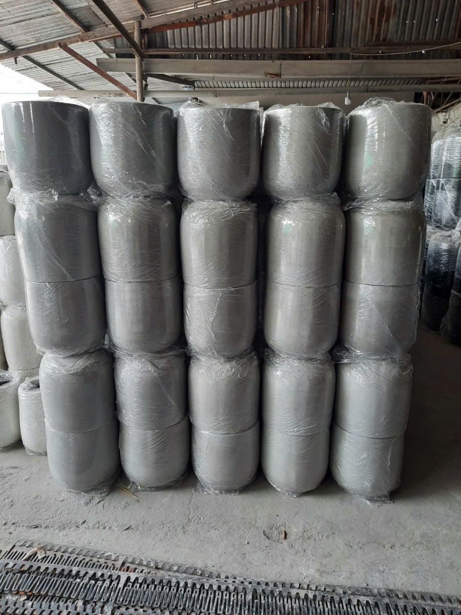 chậu xi măng đá mài hình trụ tròn