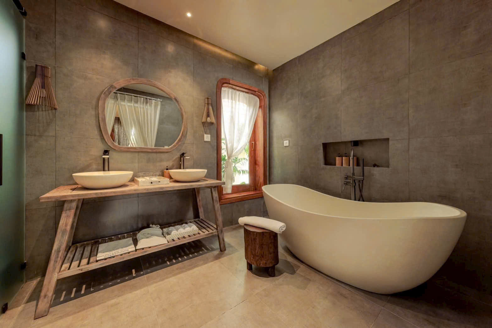bồn tắm đá tự nhiên  và đá terrazzo